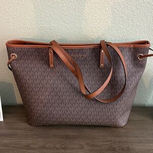 Michael Kors Signature Brown Tote